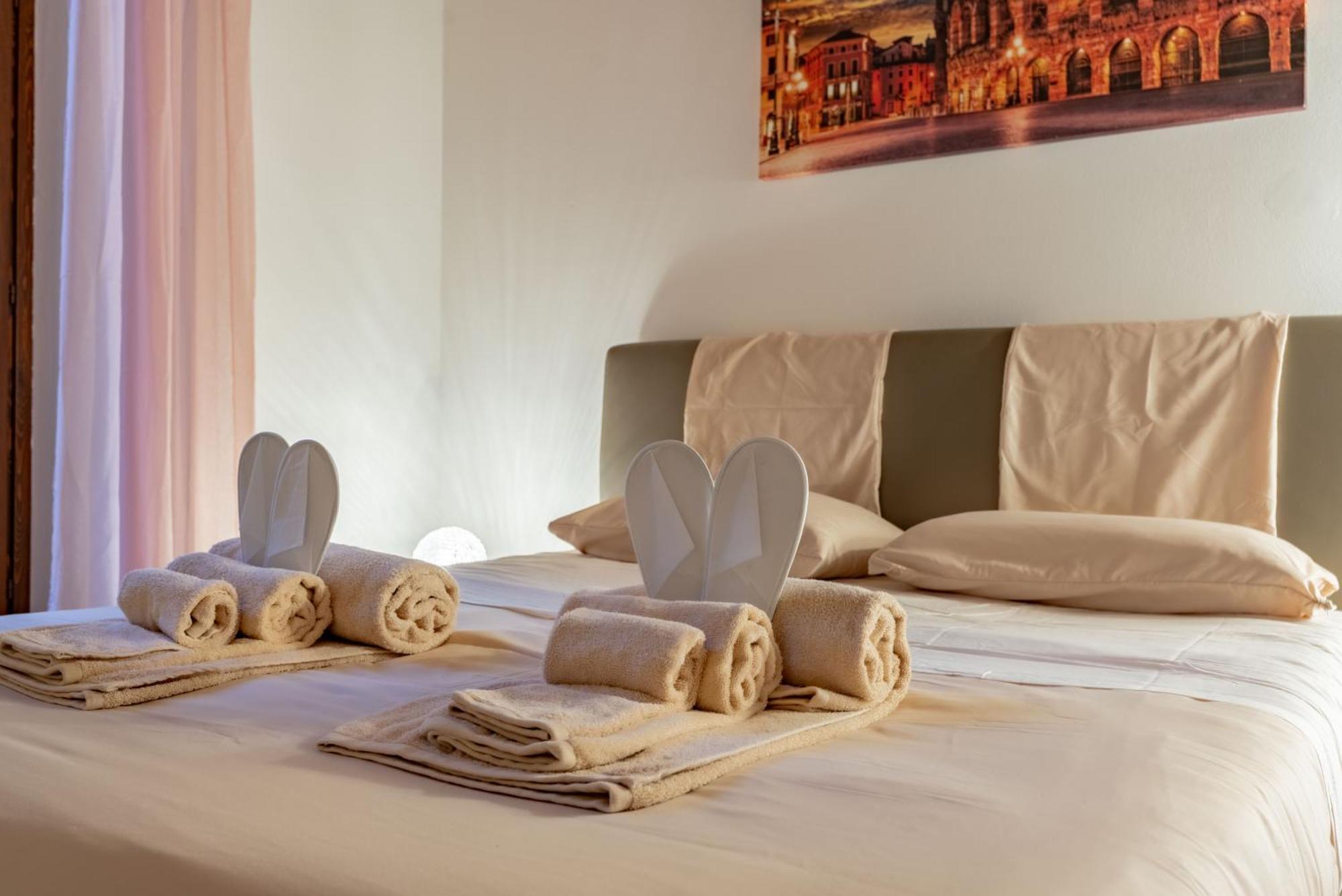 -Near Arena & Giuletta- Pet Friendly Mazzini Palace Verona Buitenkant foto