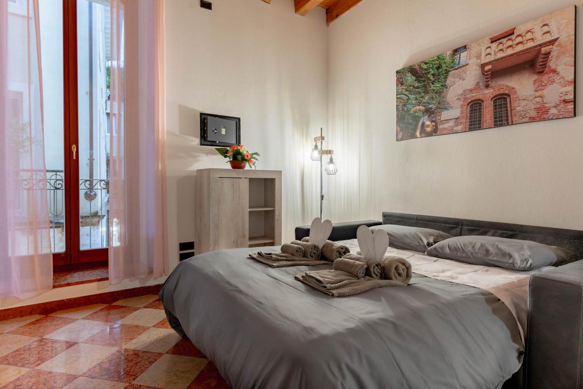 -Near Arena & Giuletta- Pet Friendly Mazzini Palace Verona Buitenkant foto